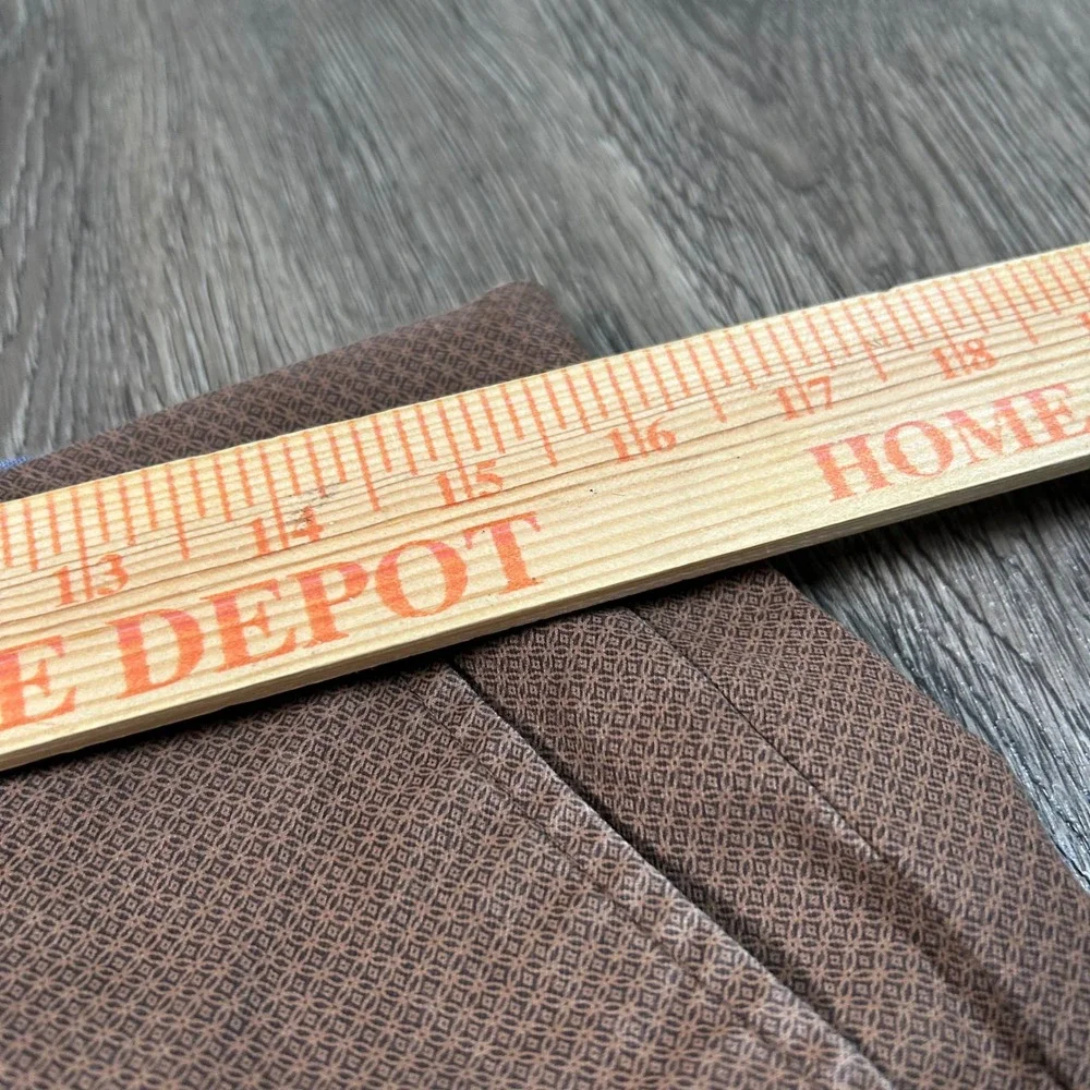 Banana Republic Mason Chino 31x30 (Fits 31X29) Brown Geometric Print Pants